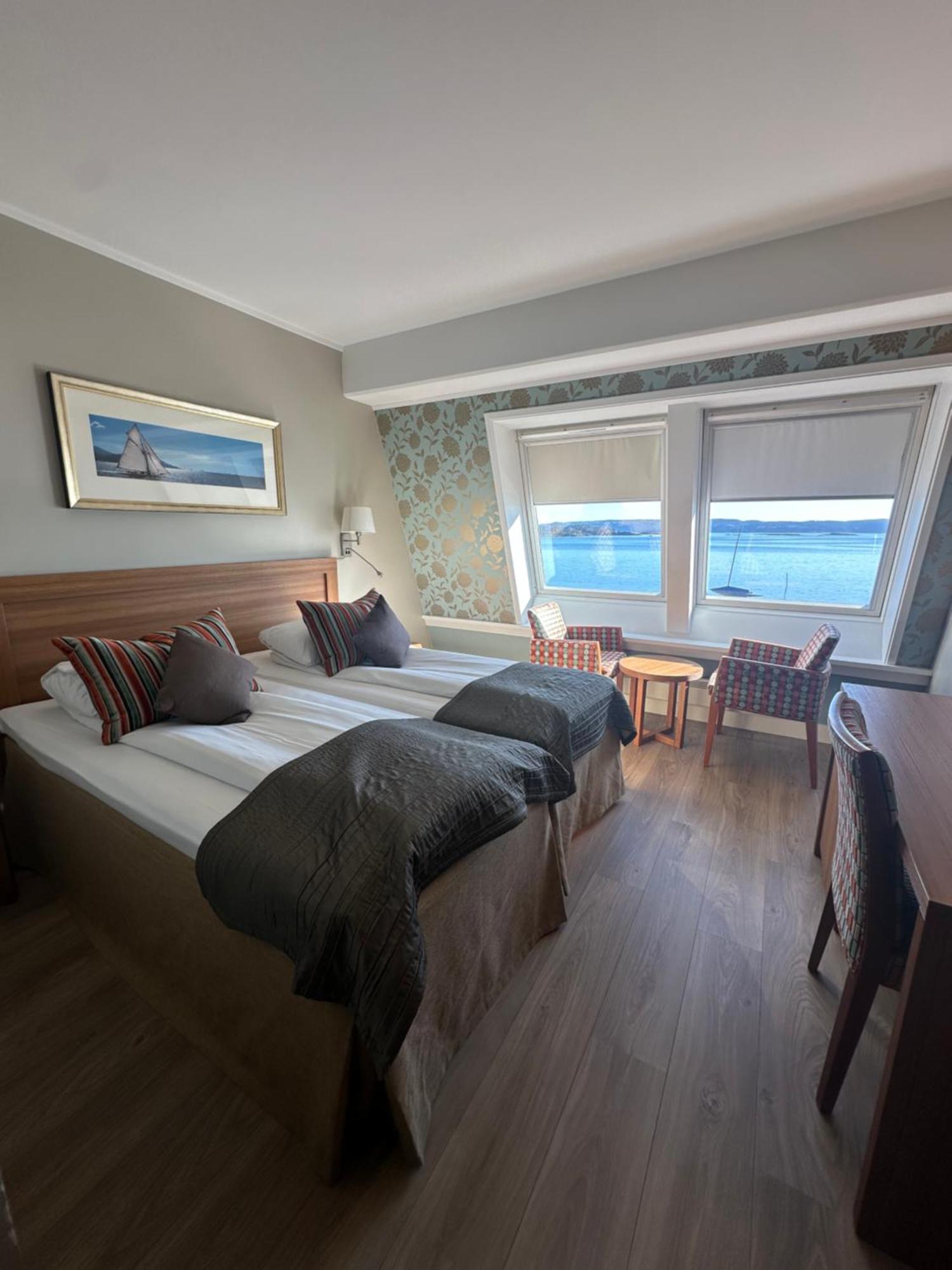 Hotel Holmen Fjordhotell 4*