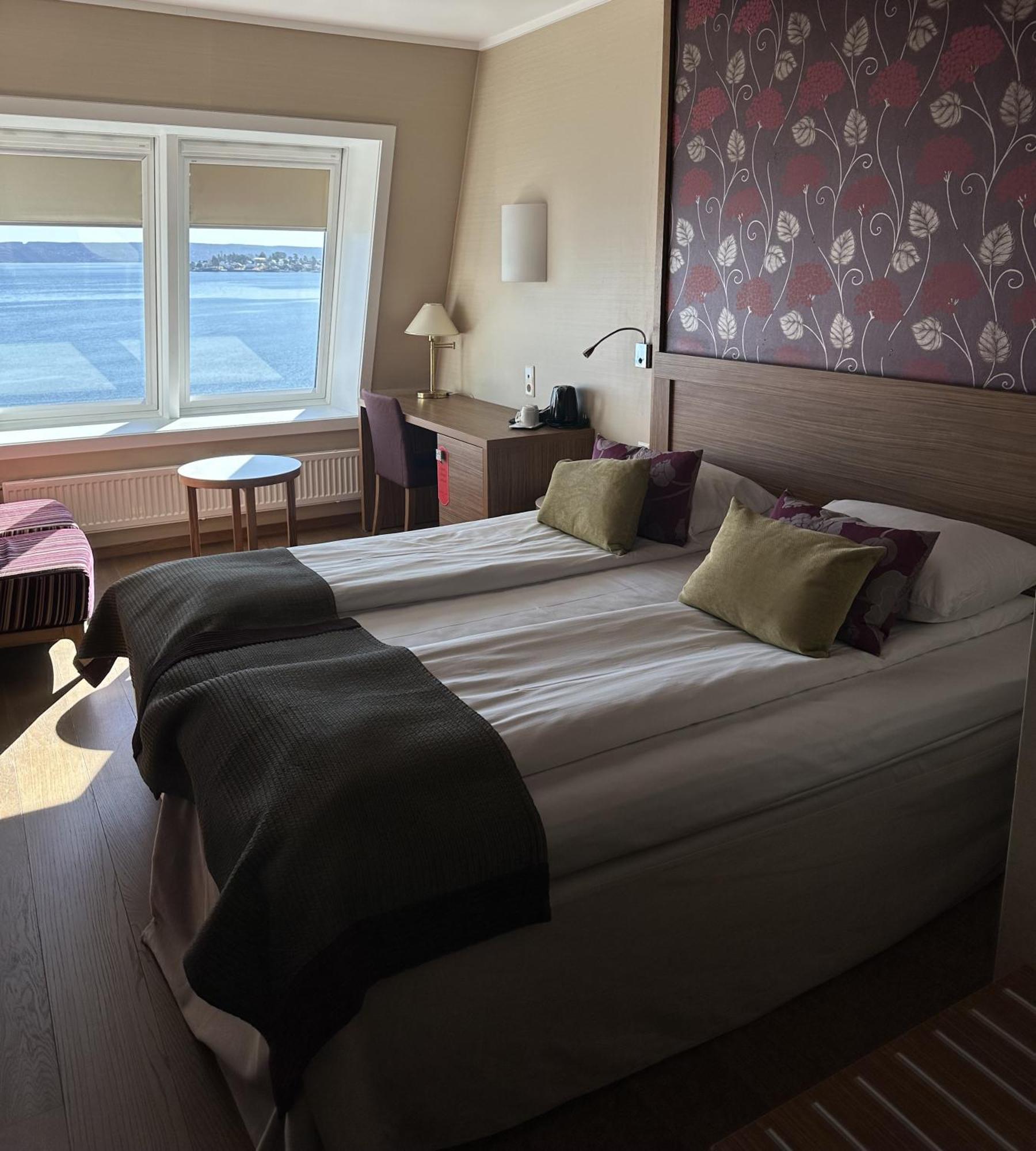 Holmen Fjordhotell 4*