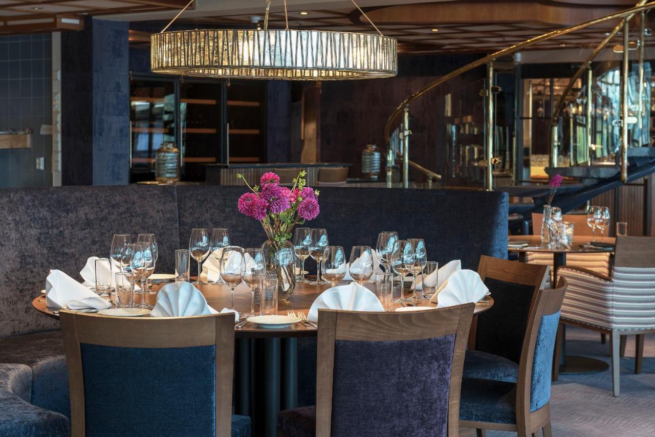 Holmen Fjordhotell Hotell 4*